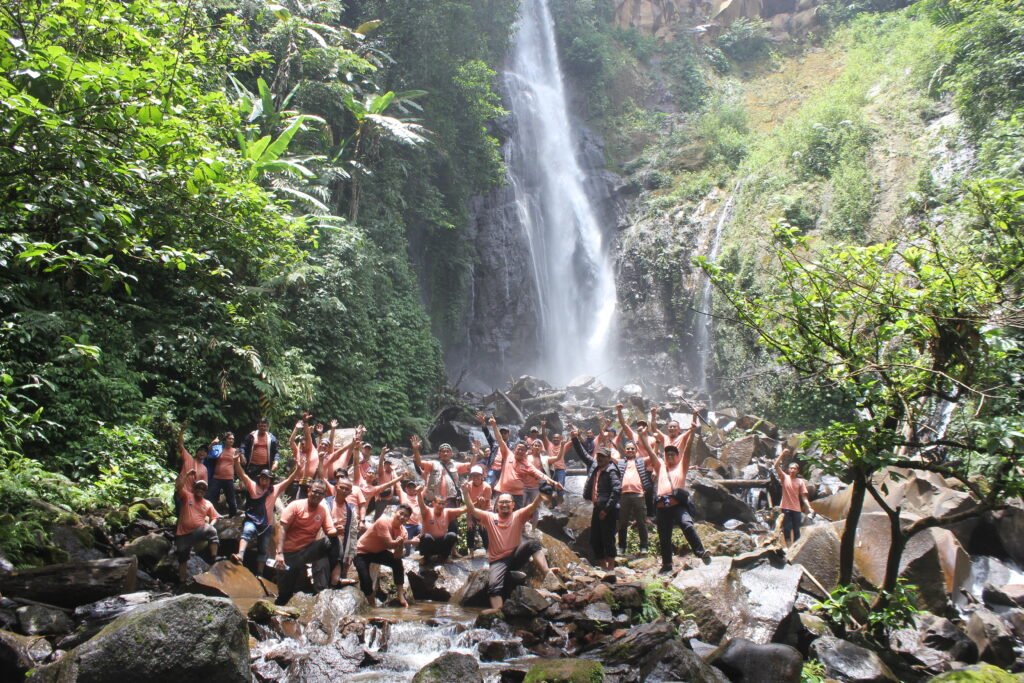 Tracking-Officialtour (2)